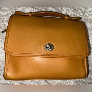 Vintage Coach Camel Court Bag